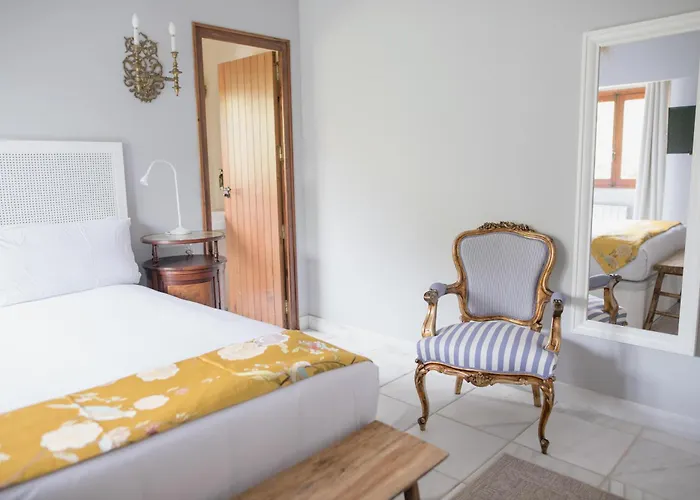 Villa Dora (Adults Only)