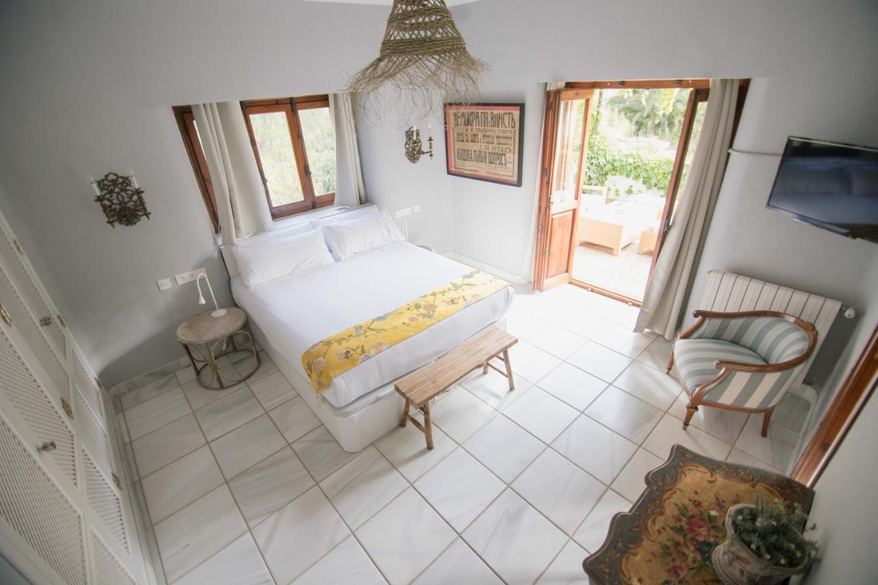 Couette-café Dora (adults Only)